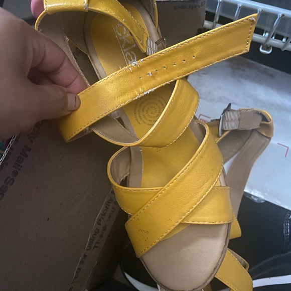 Platform sandals - Picture 6 of 6